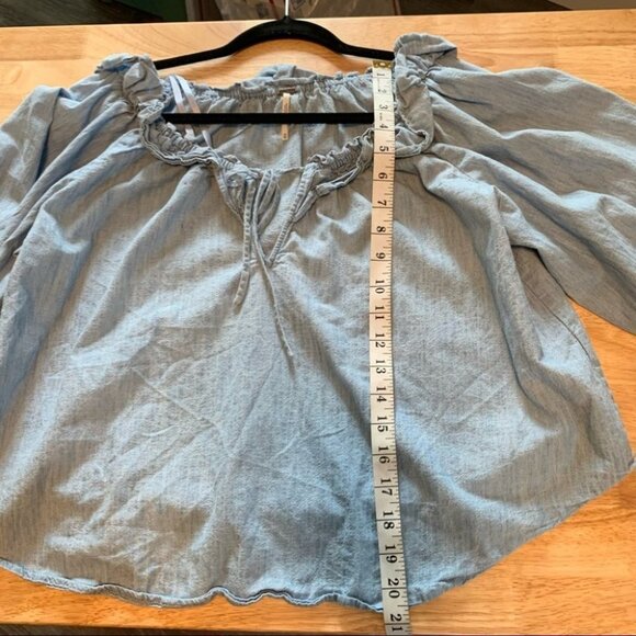 Free People Women's Top Medium Knit Chambray Tie Neck Blue Size XS - Picture 7 of 9